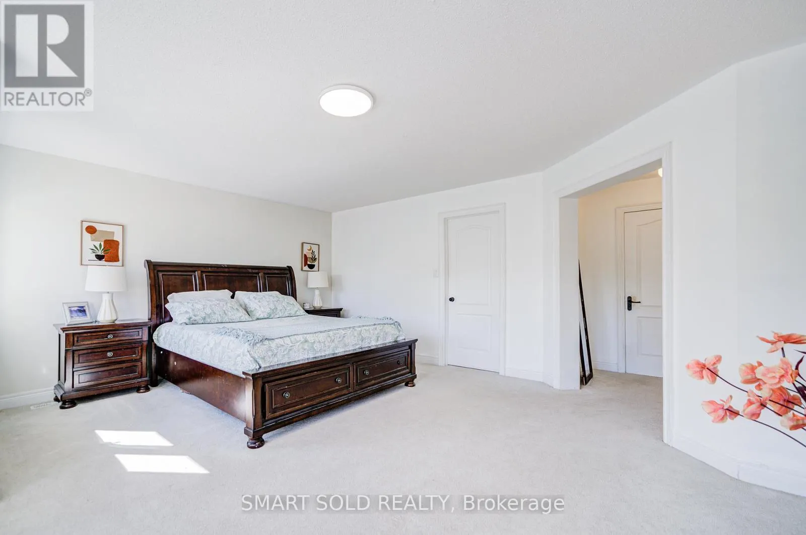 2252 PINE GLEN ROAD