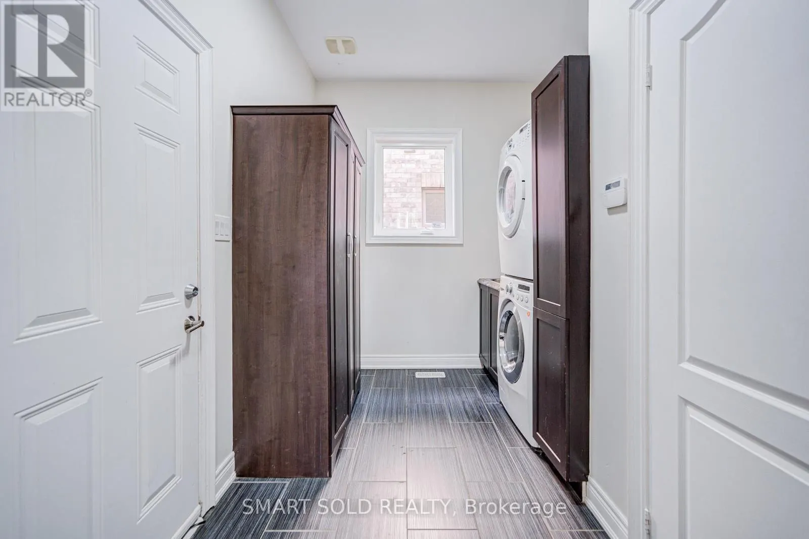 2252 PINE GLEN ROAD