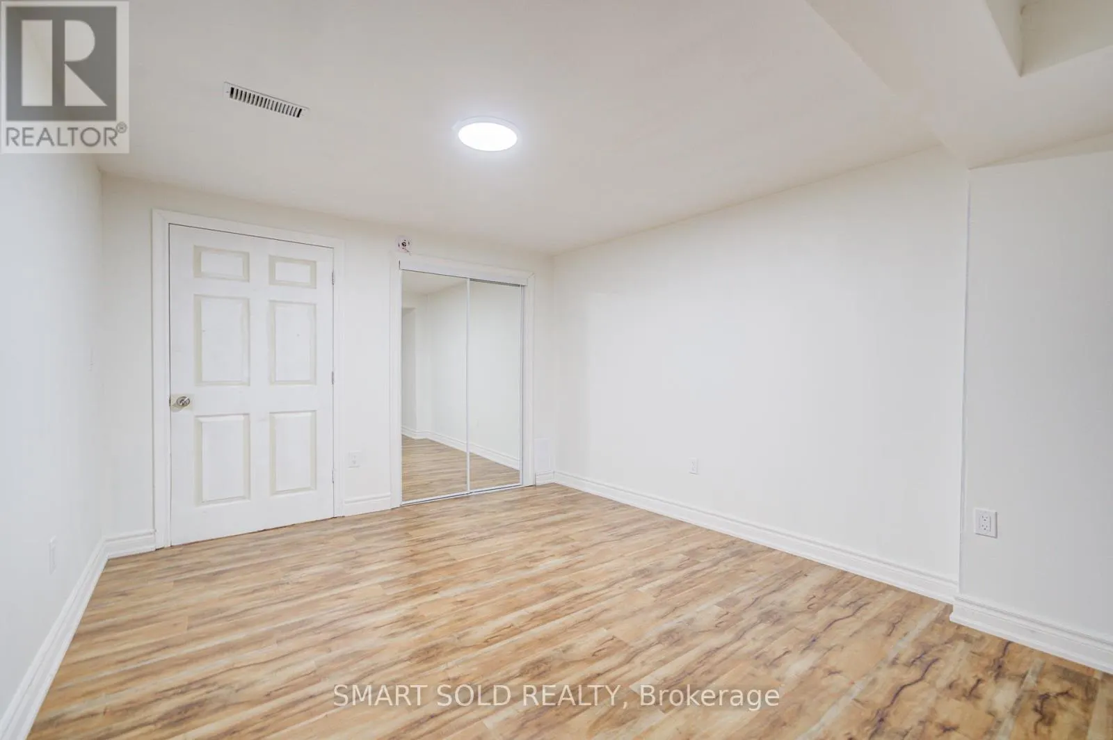 2252 PINE GLEN ROAD