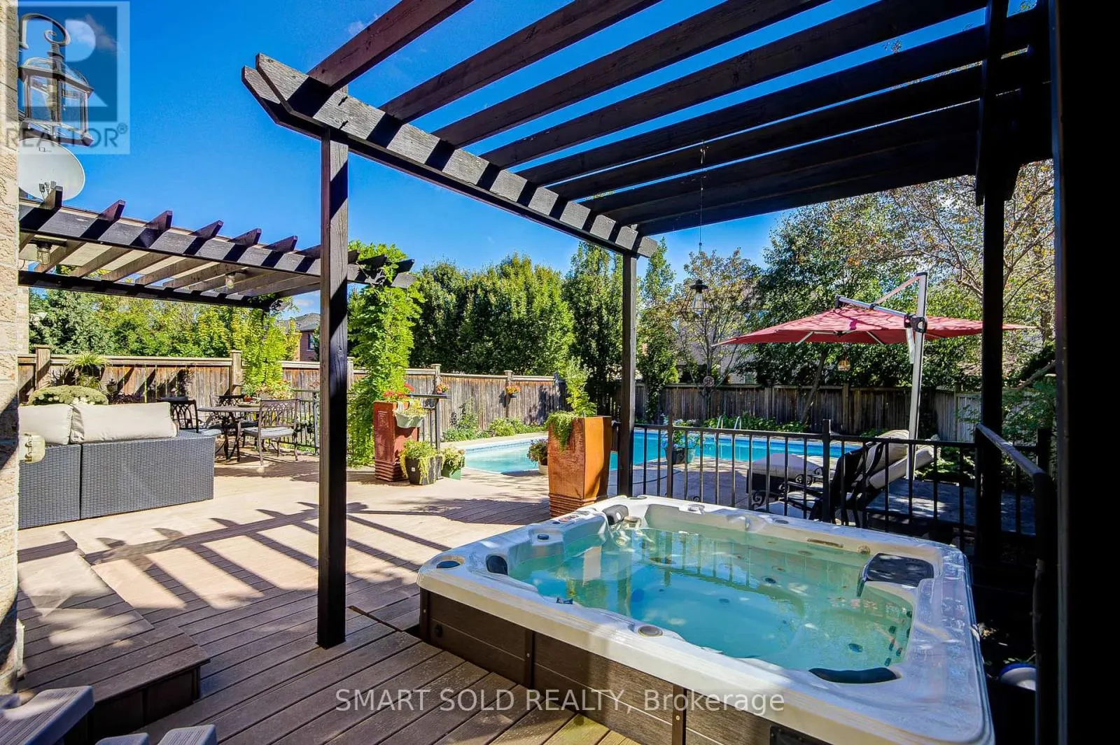 2252 PINE GLEN ROAD