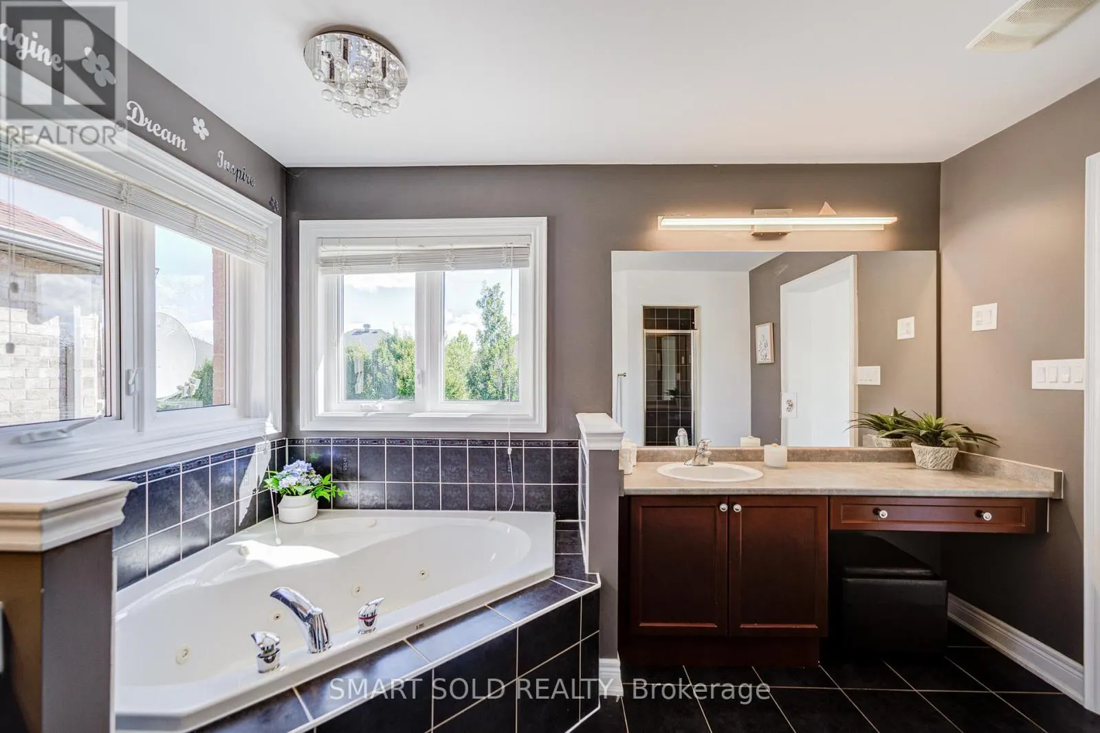 2252 PINE GLEN ROAD