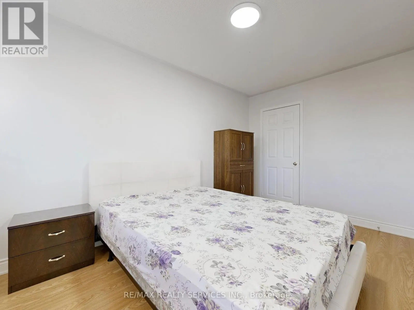 44 AMETHYST CIRCLE