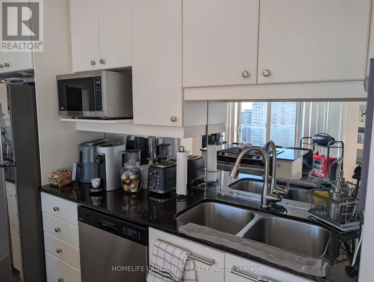 1701 - 60 ABSOLUTE AVENUE