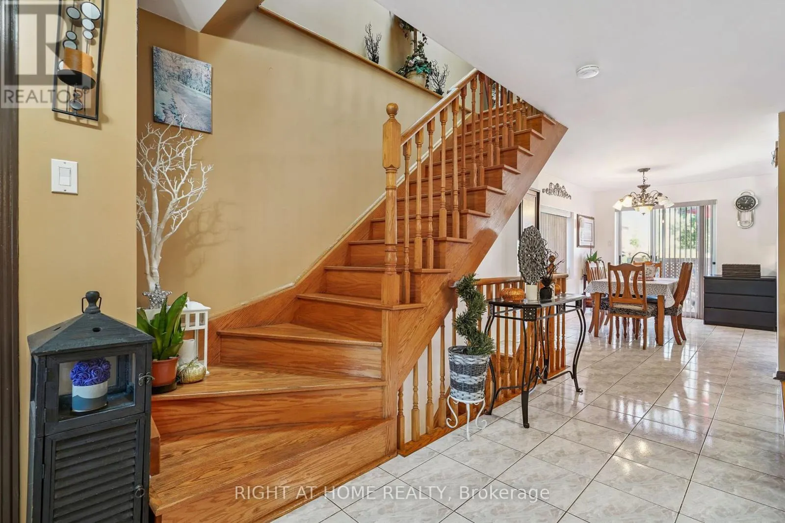 165 LOCKSLEY AVENUE