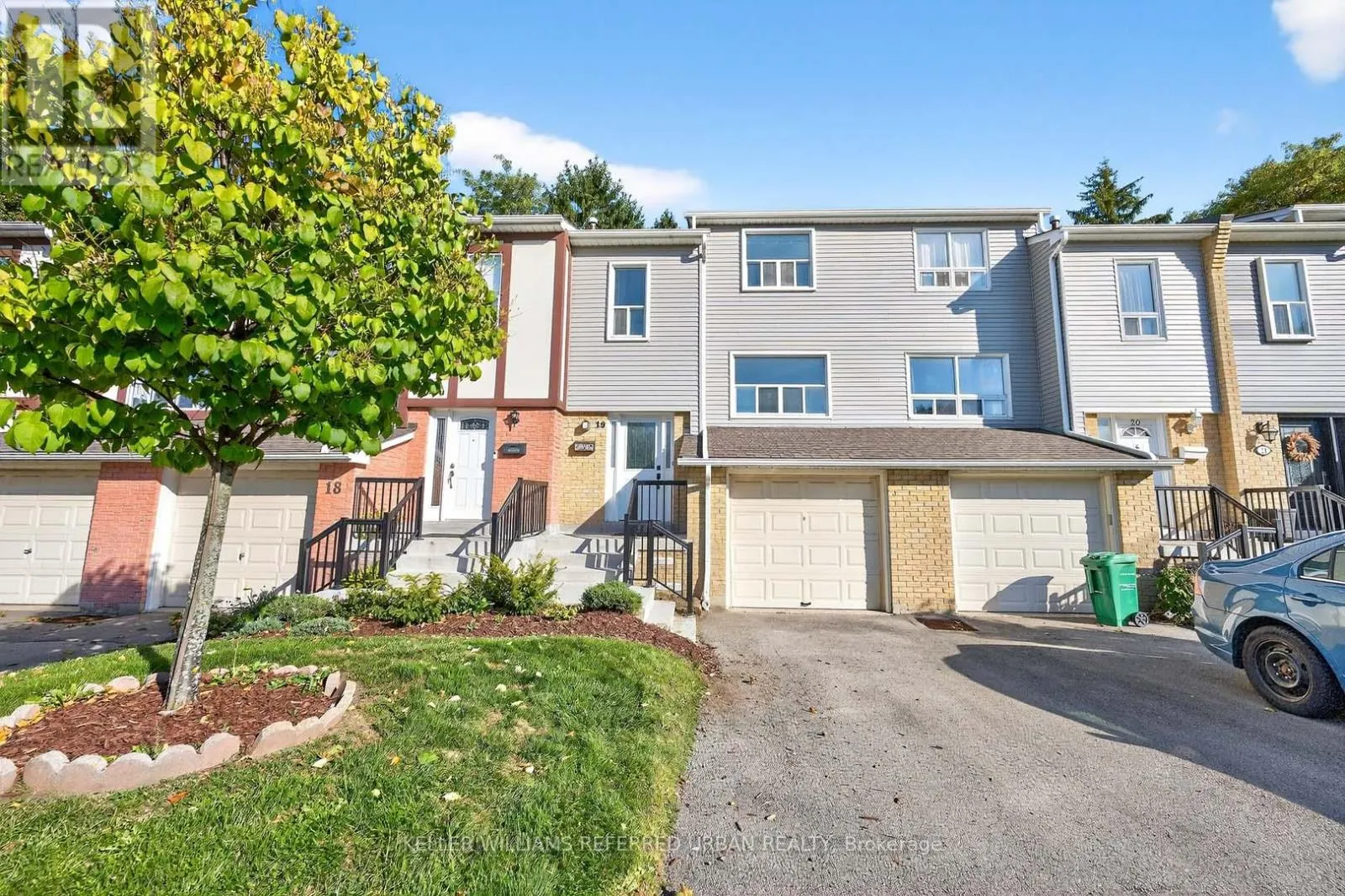 19 - 1050 SHAWNMARR ROAD