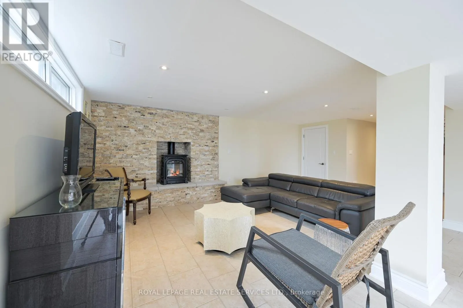 157 WESTDALE ROAD