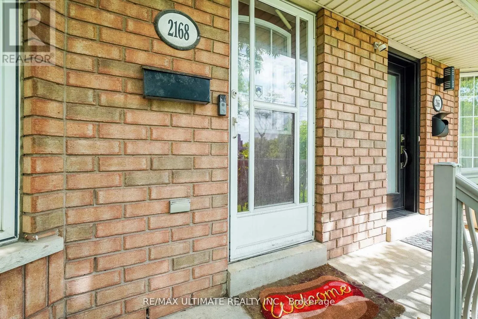 2168 ST. CLAIR AVENUE W