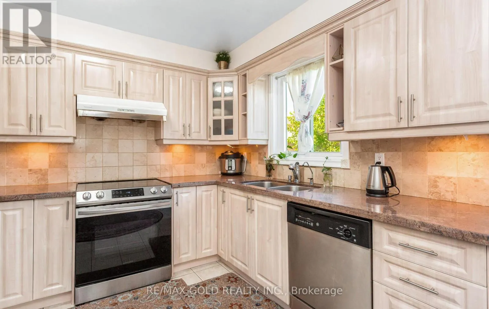 1482 STILLRIVER CRESCENT