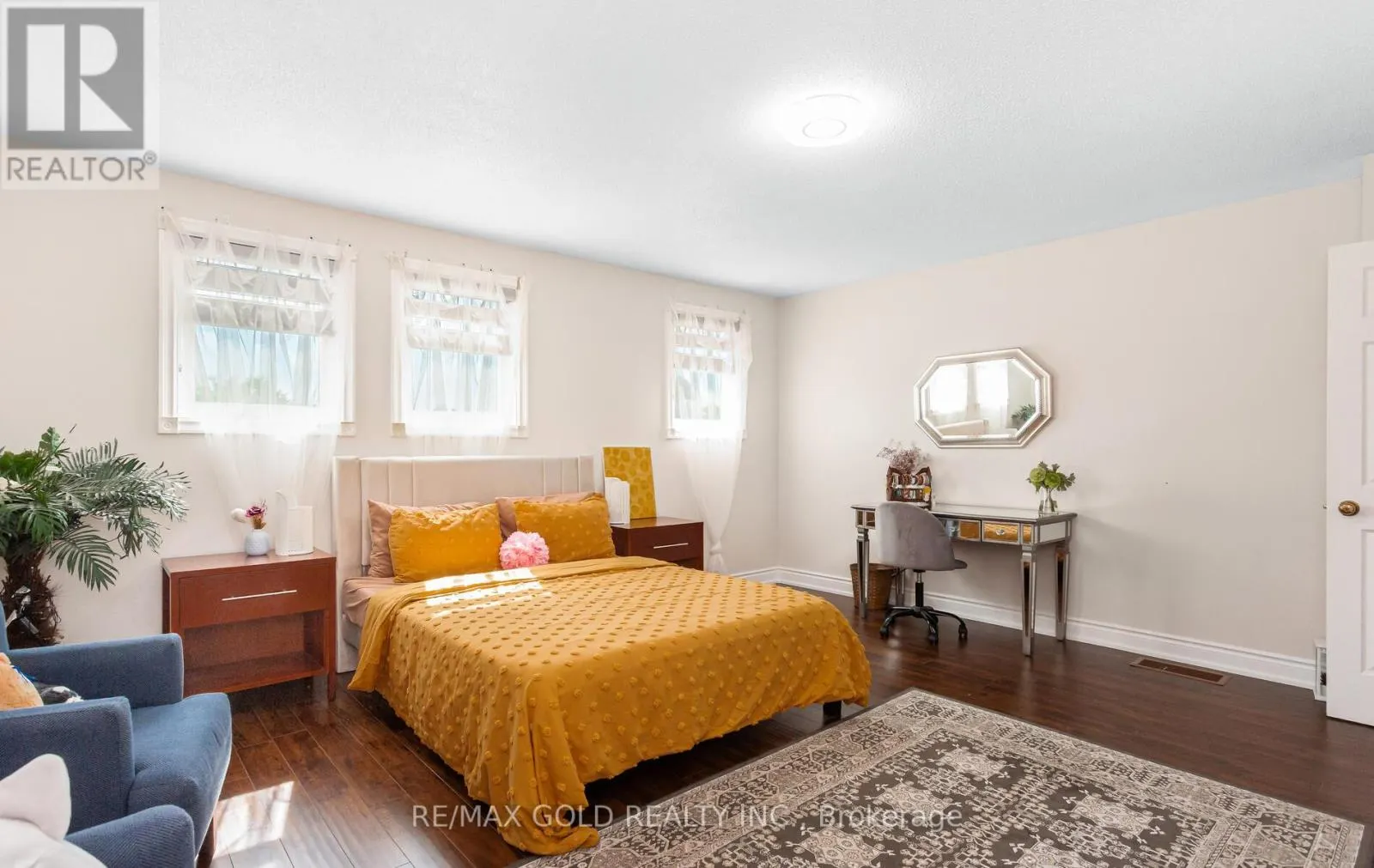 1482 STILLRIVER CRESCENT