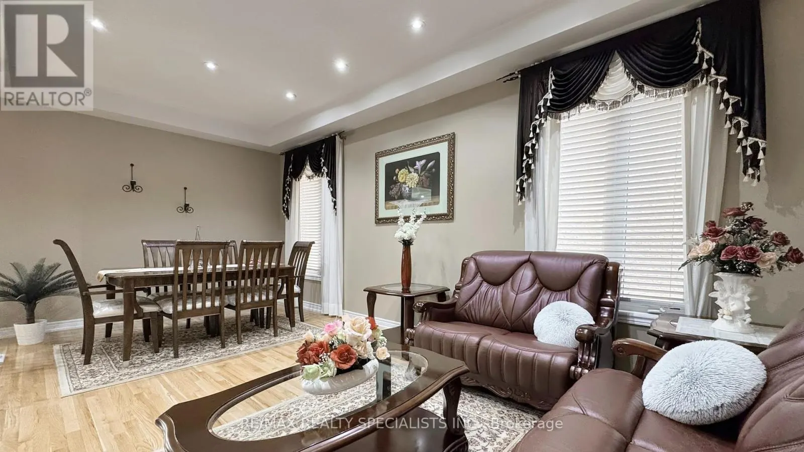 53 HEATHERGLEN DRIVE