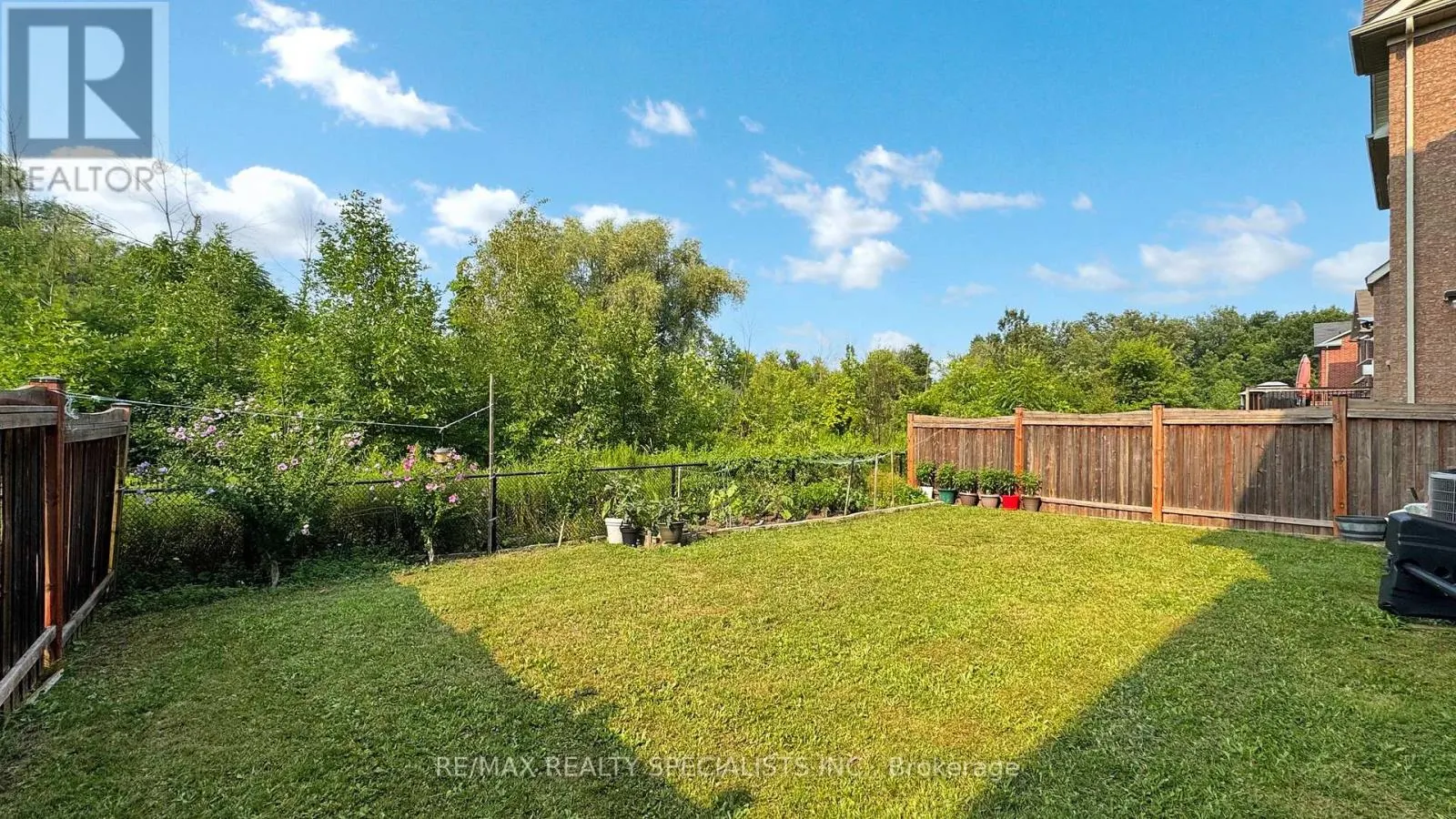 53 HEATHERGLEN DRIVE