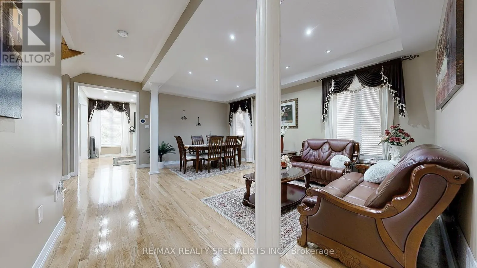 53 HEATHERGLEN DRIVE