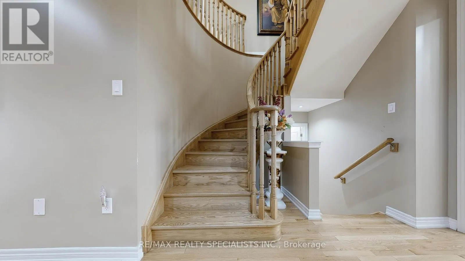 53 HEATHERGLEN DRIVE
