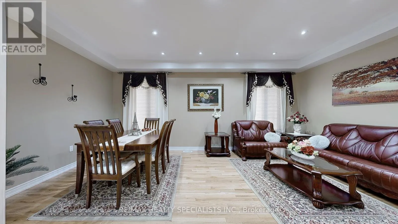 53 HEATHERGLEN DRIVE
