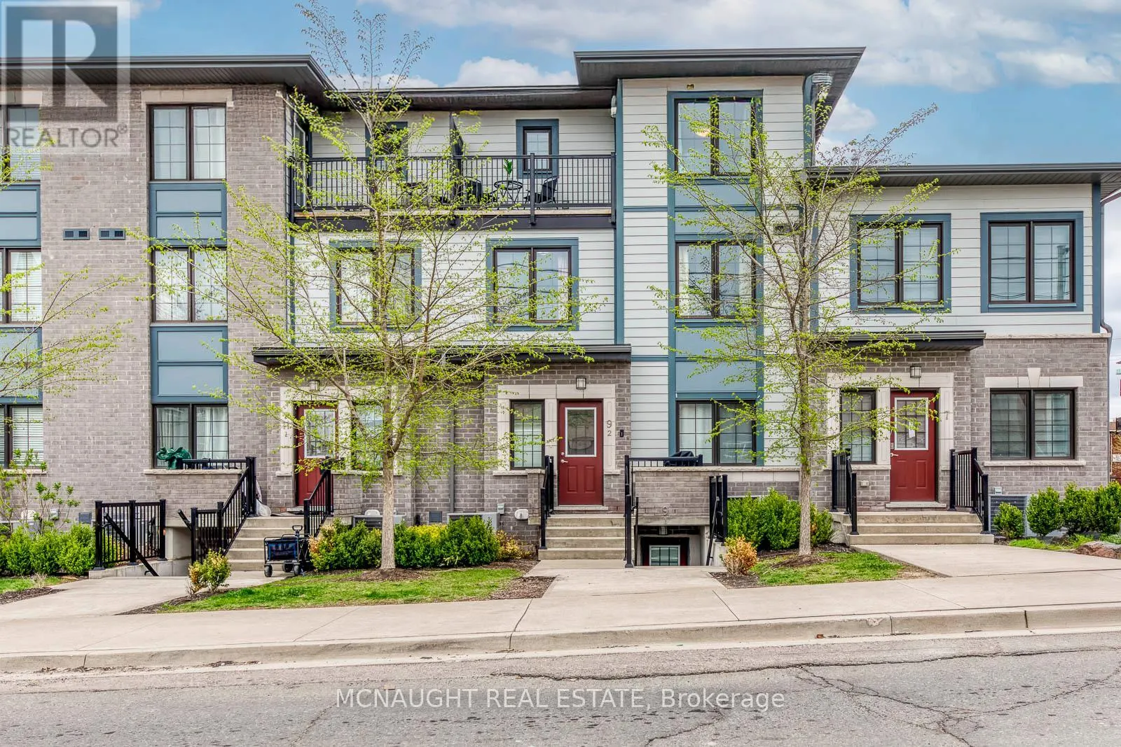 2 - 9 FORBES AVENUE
