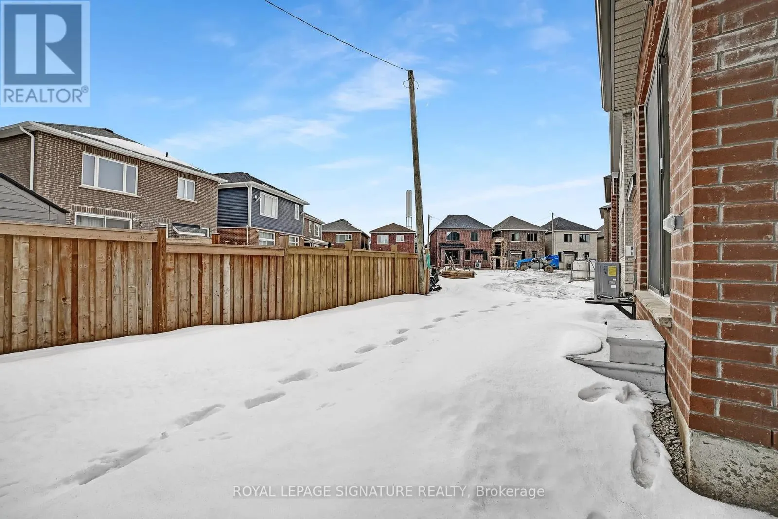 MAIN - 448 KENNEDY CIRCLE W