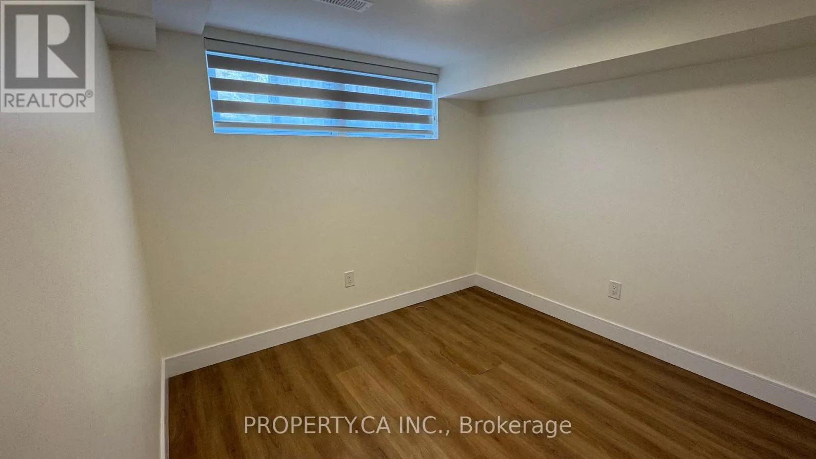 LOWER 2 - 60 LIGHTWOOD DRIVE