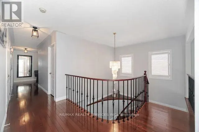 8 BARNES COURT