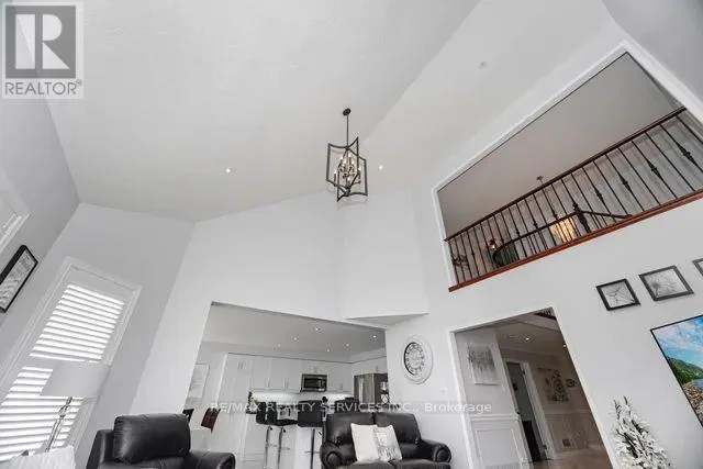 8 BARNES COURT