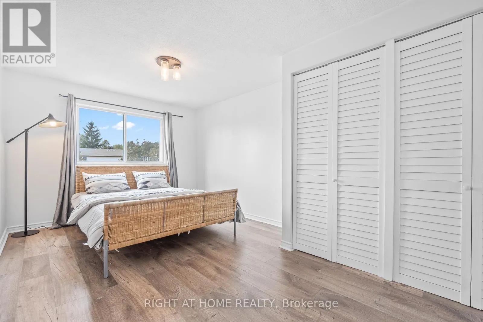 55 COWAN ROAD N