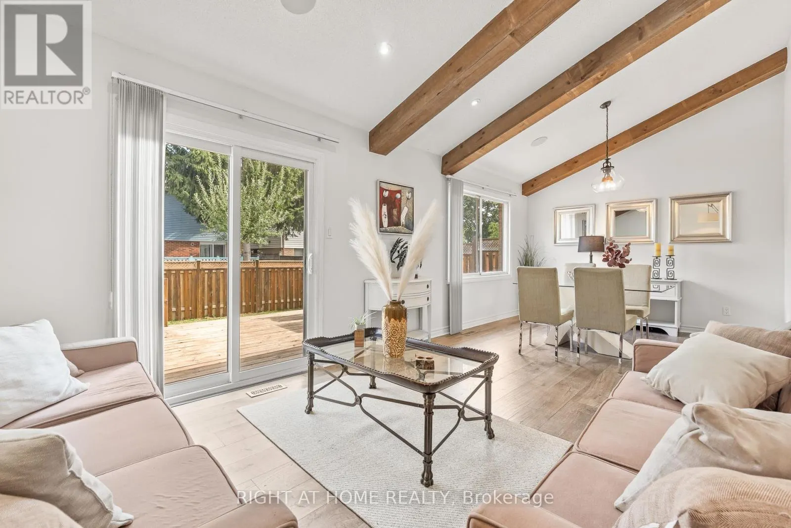 55 COWAN ROAD N