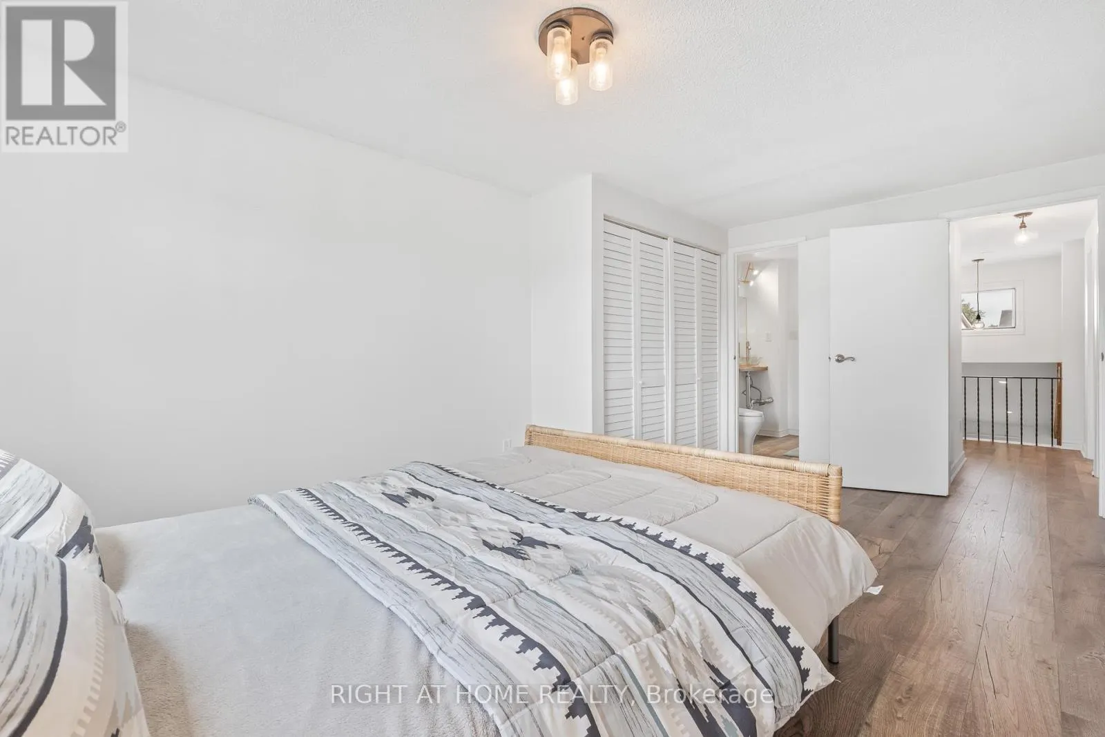 55 COWAN ROAD N