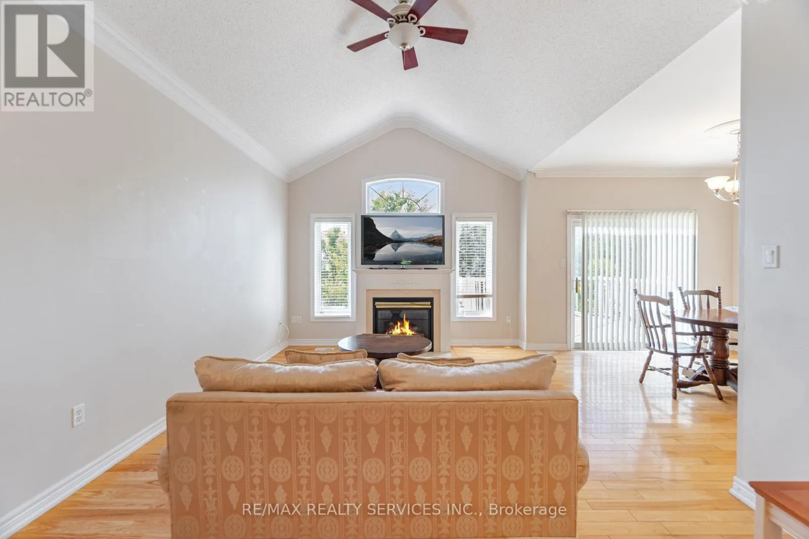 2413 SALCOME DRIVE