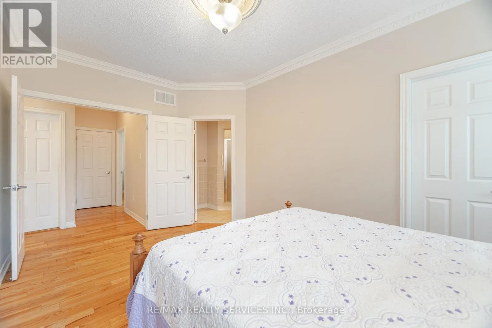 2413 SALCOME DRIVE
