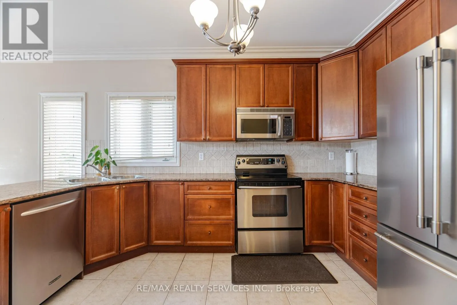 2413 SALCOME DRIVE