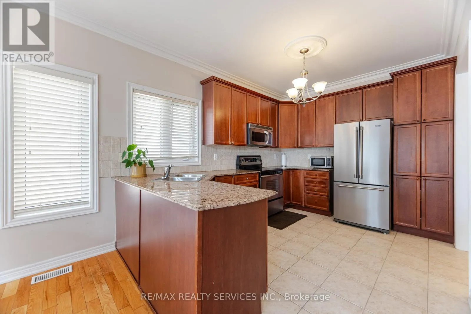 2413 SALCOME DRIVE