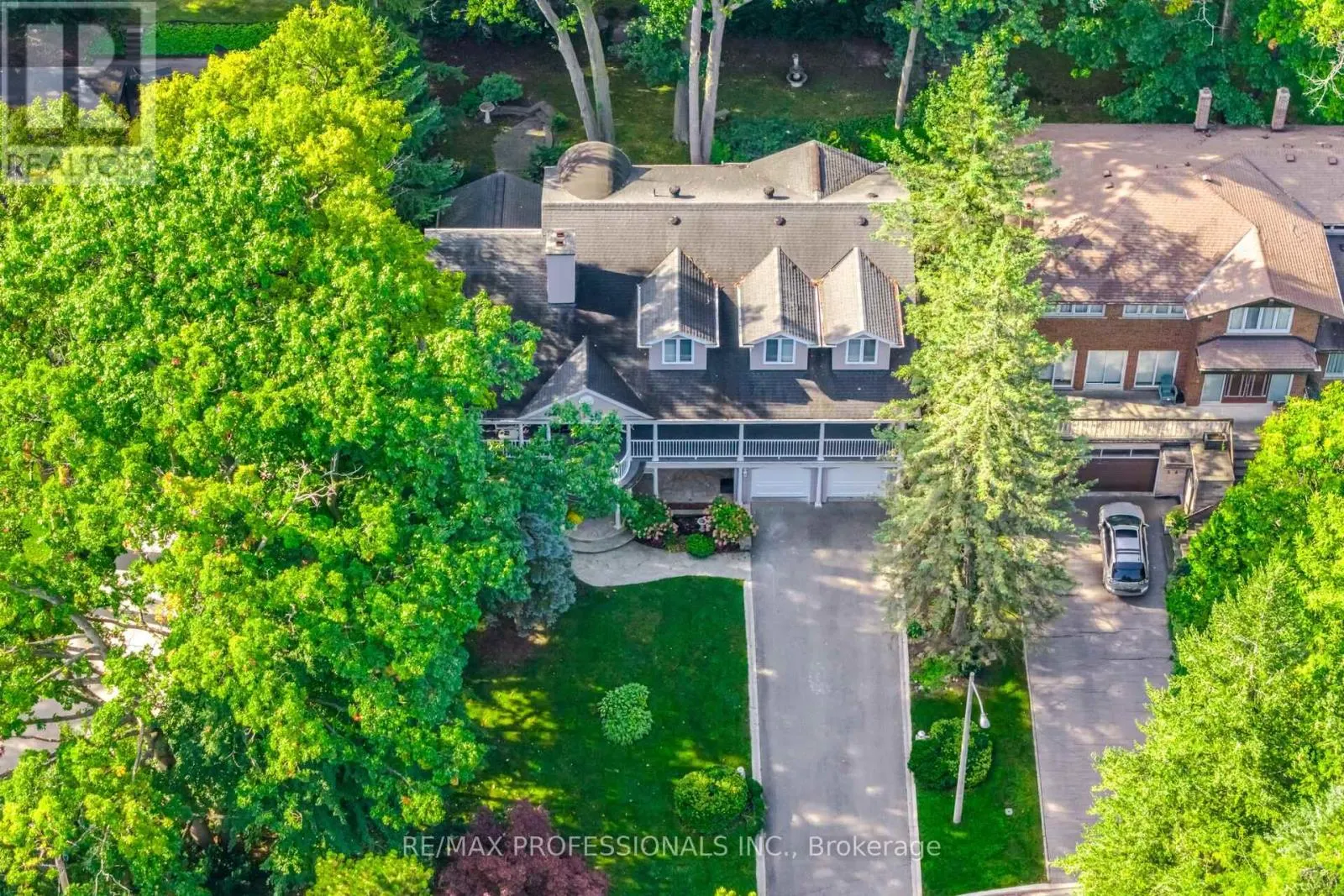 32 EDENBROOK HILL