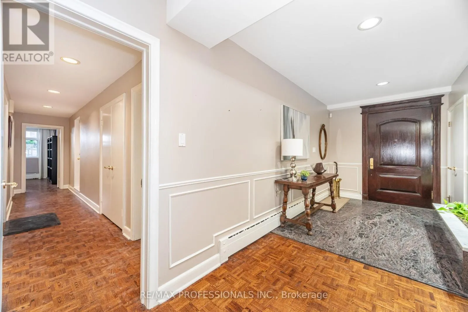 32 EDENBROOK HILL