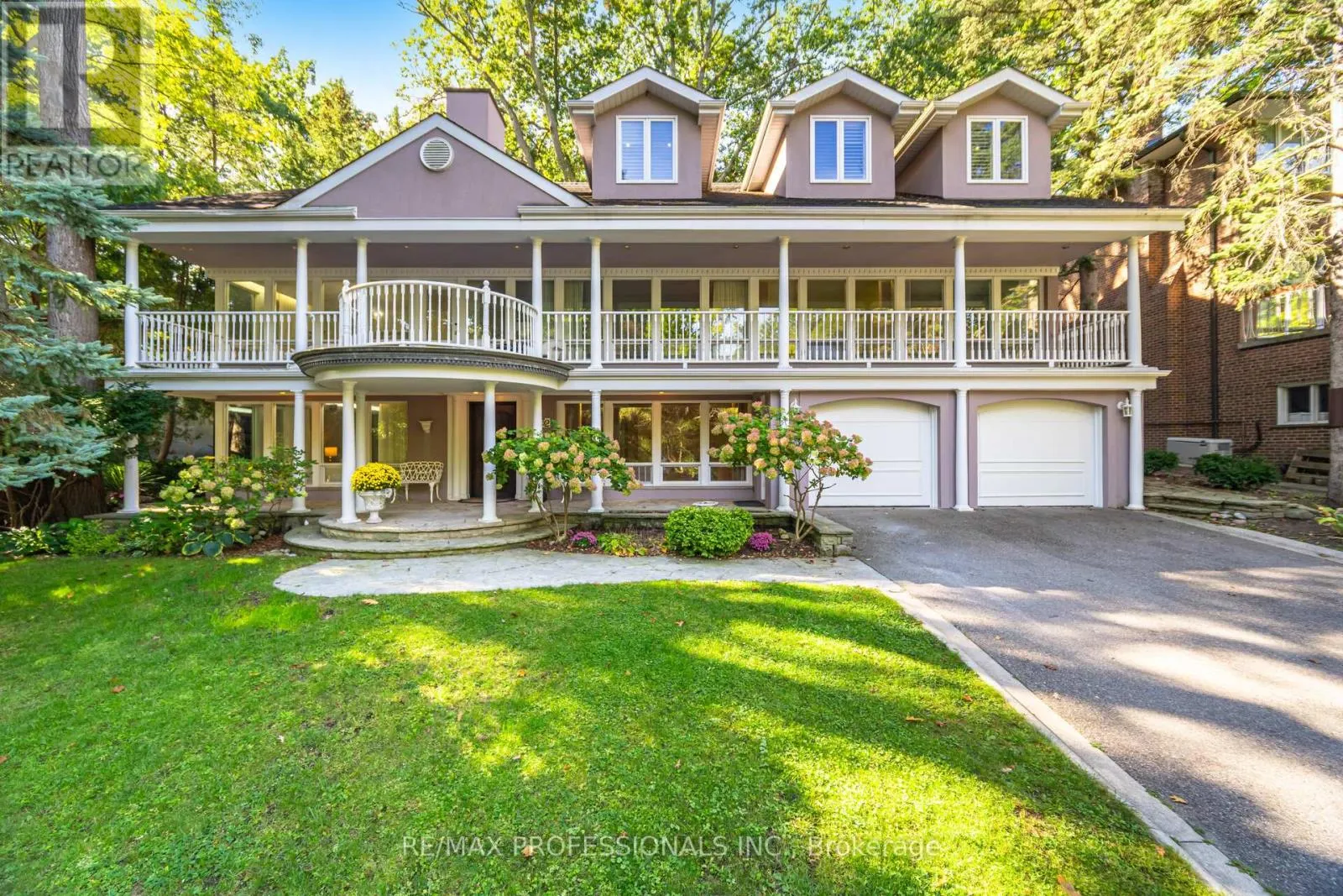 32 EDENBROOK HILL