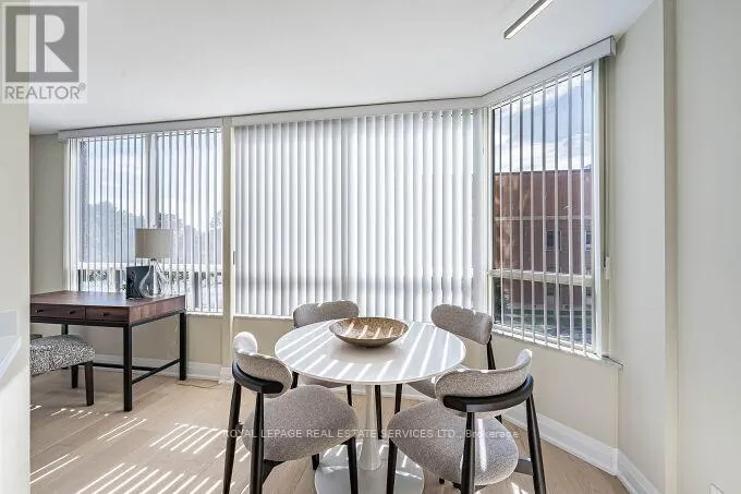 301 - 1 ABERFOYLE CRESCENT