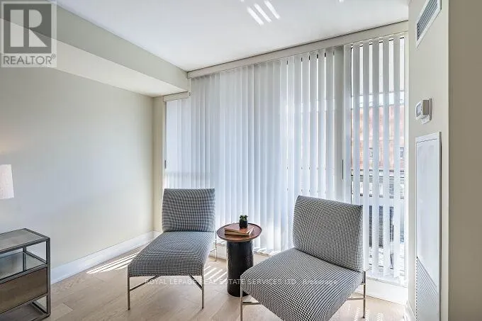 301 - 1 ABERFOYLE CRESCENT