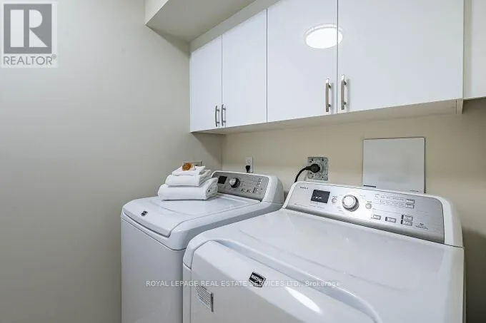 301 - 1 ABERFOYLE CRESCENT