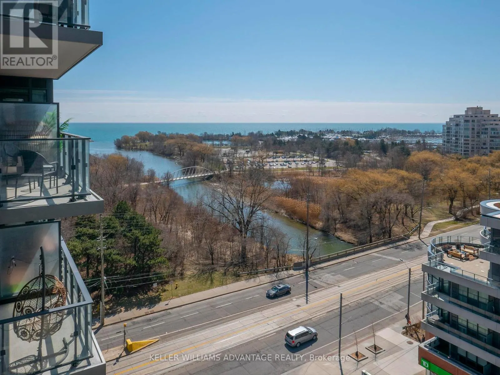 1104 - 2200 LAKE SHORE BOULEVARD W