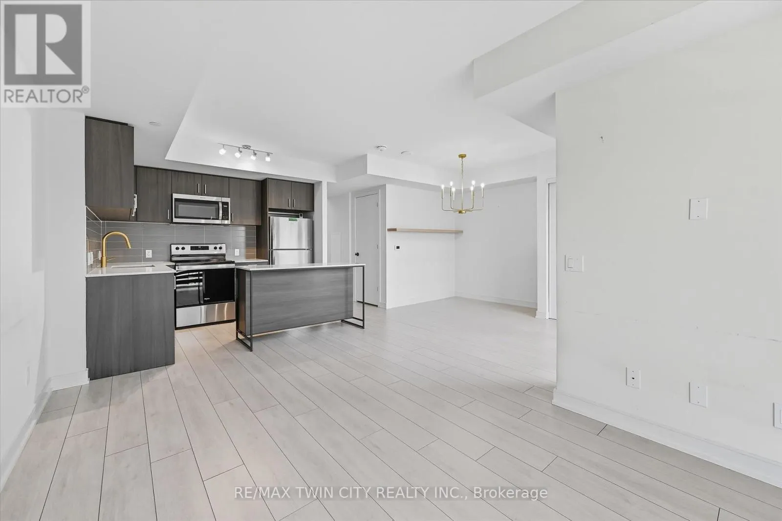 106 - 8010 DERRY ROAD