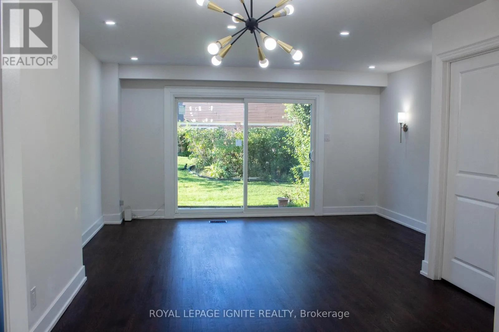 32 - 23 TEALHAM DRIVE