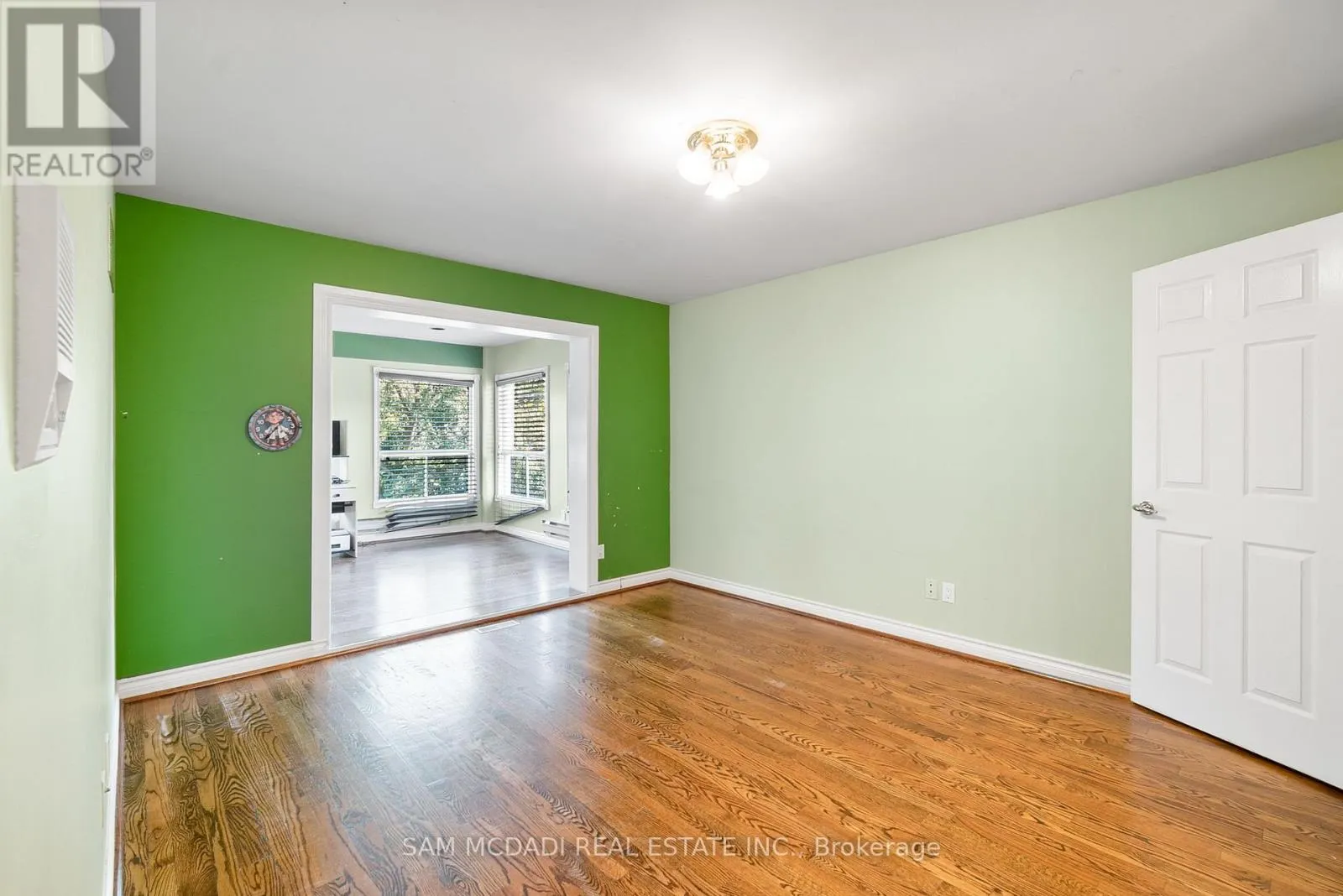 2339 GLENGARRY ROAD