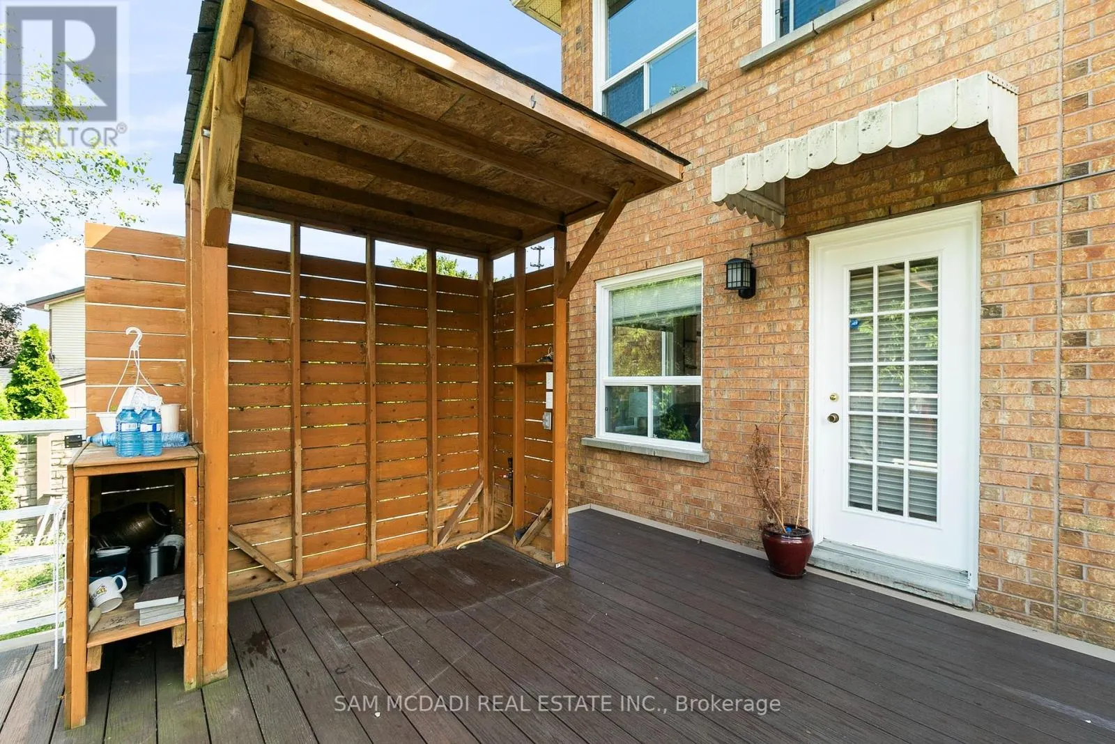 2339 GLENGARRY ROAD