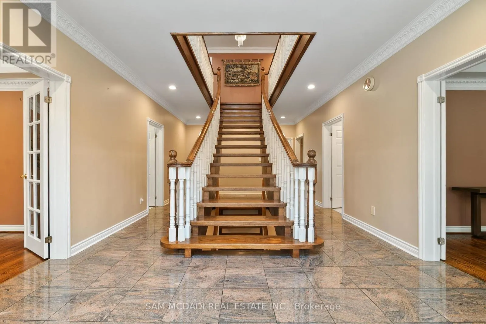 2339 GLENGARRY ROAD