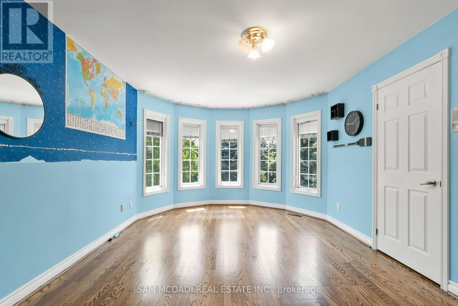 2339 GLENGARRY ROAD