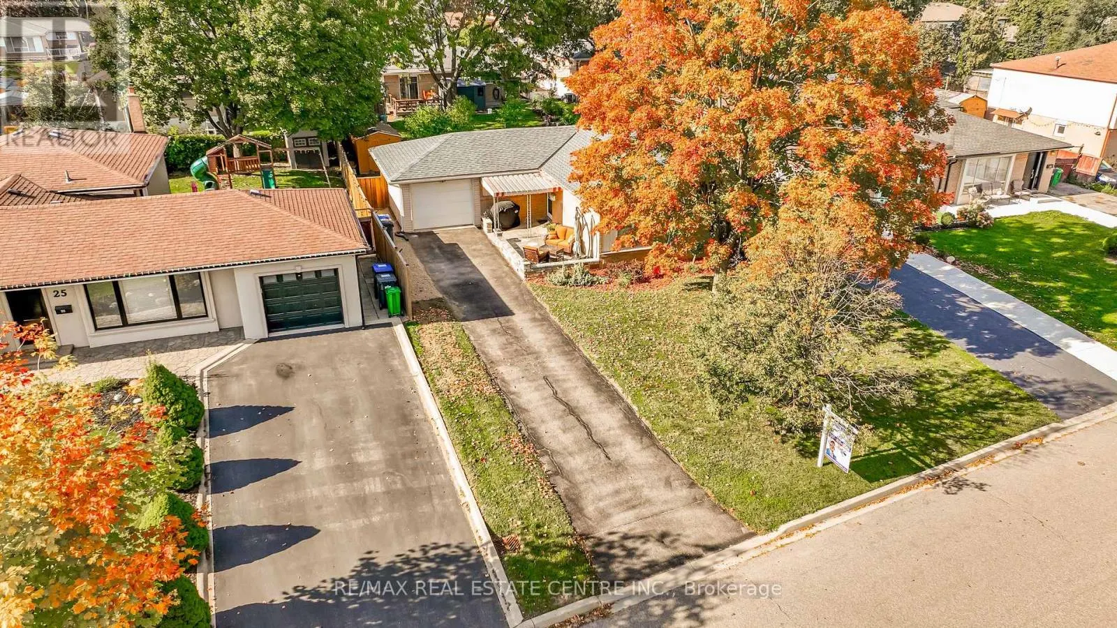 23 BEDFORD CRESCENT