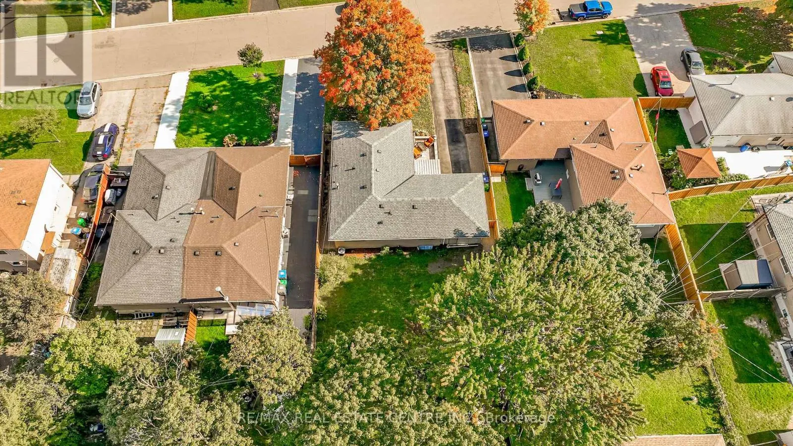 23 BEDFORD CRESCENT