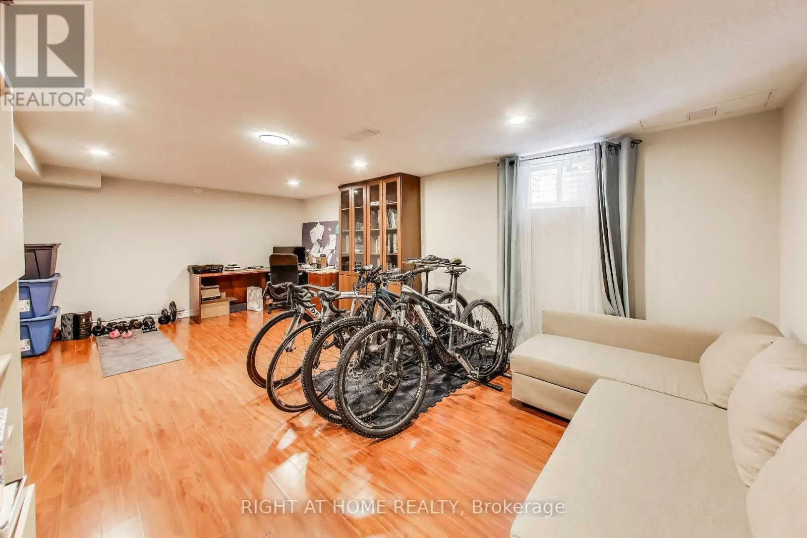 494 MEADOWS BOULEVARD