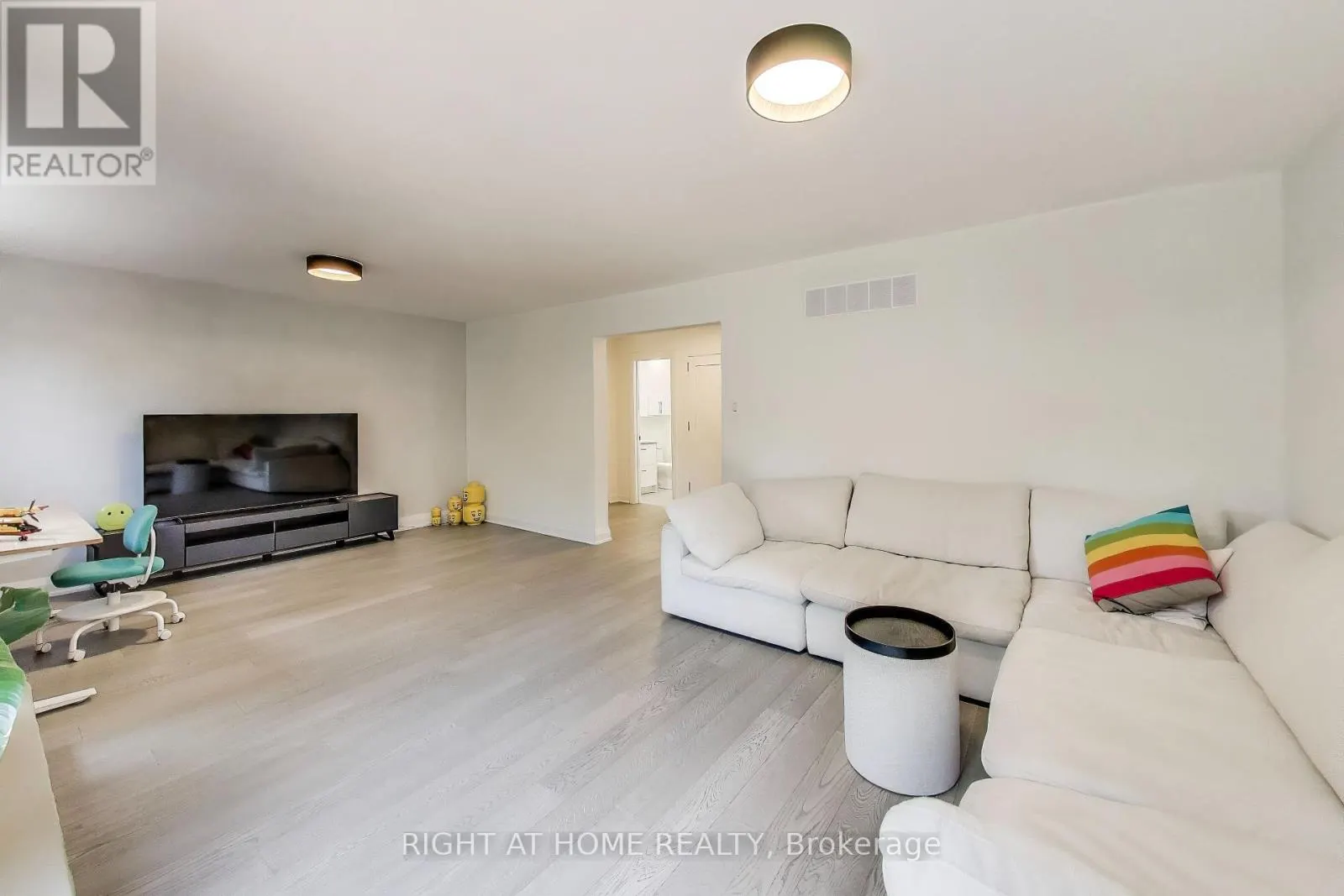 494 MEADOWS BOULEVARD