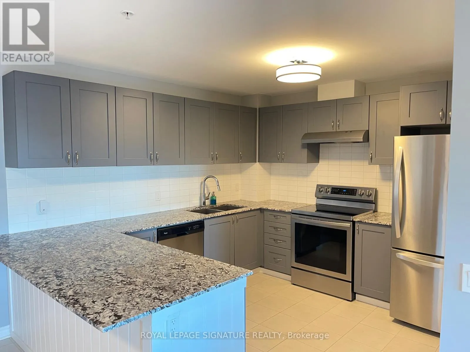 401 - 2522 KEELE STREET