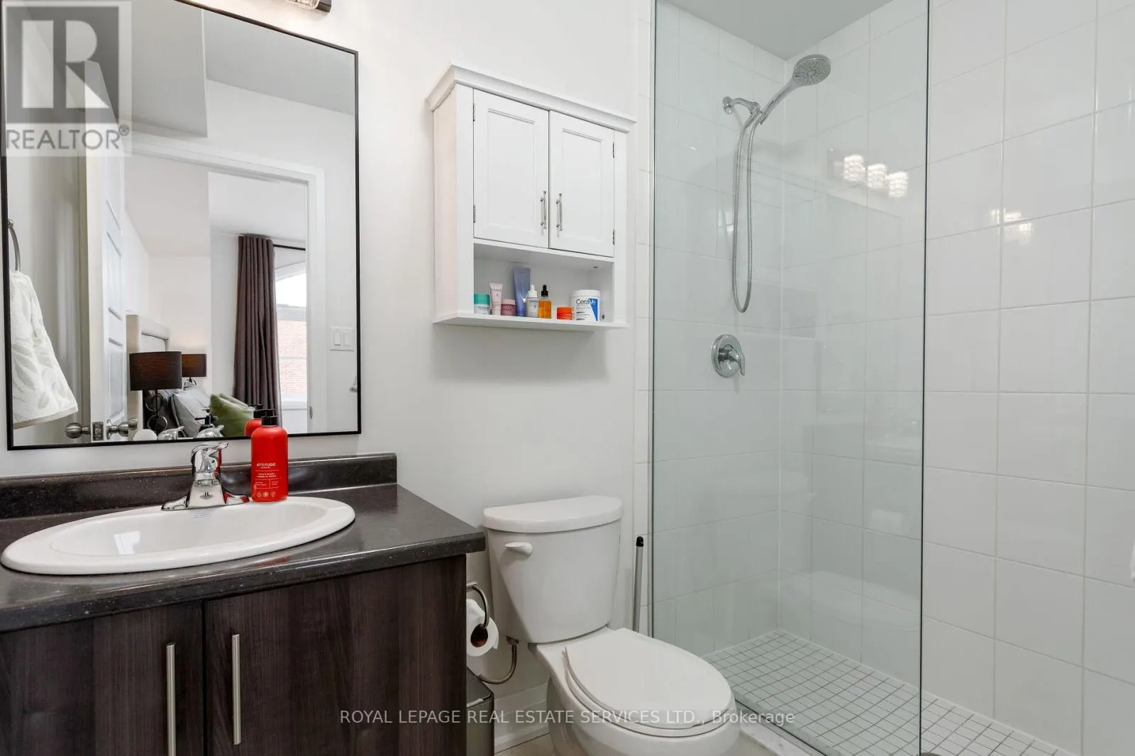 22 - 405 PLAINS ROAD E