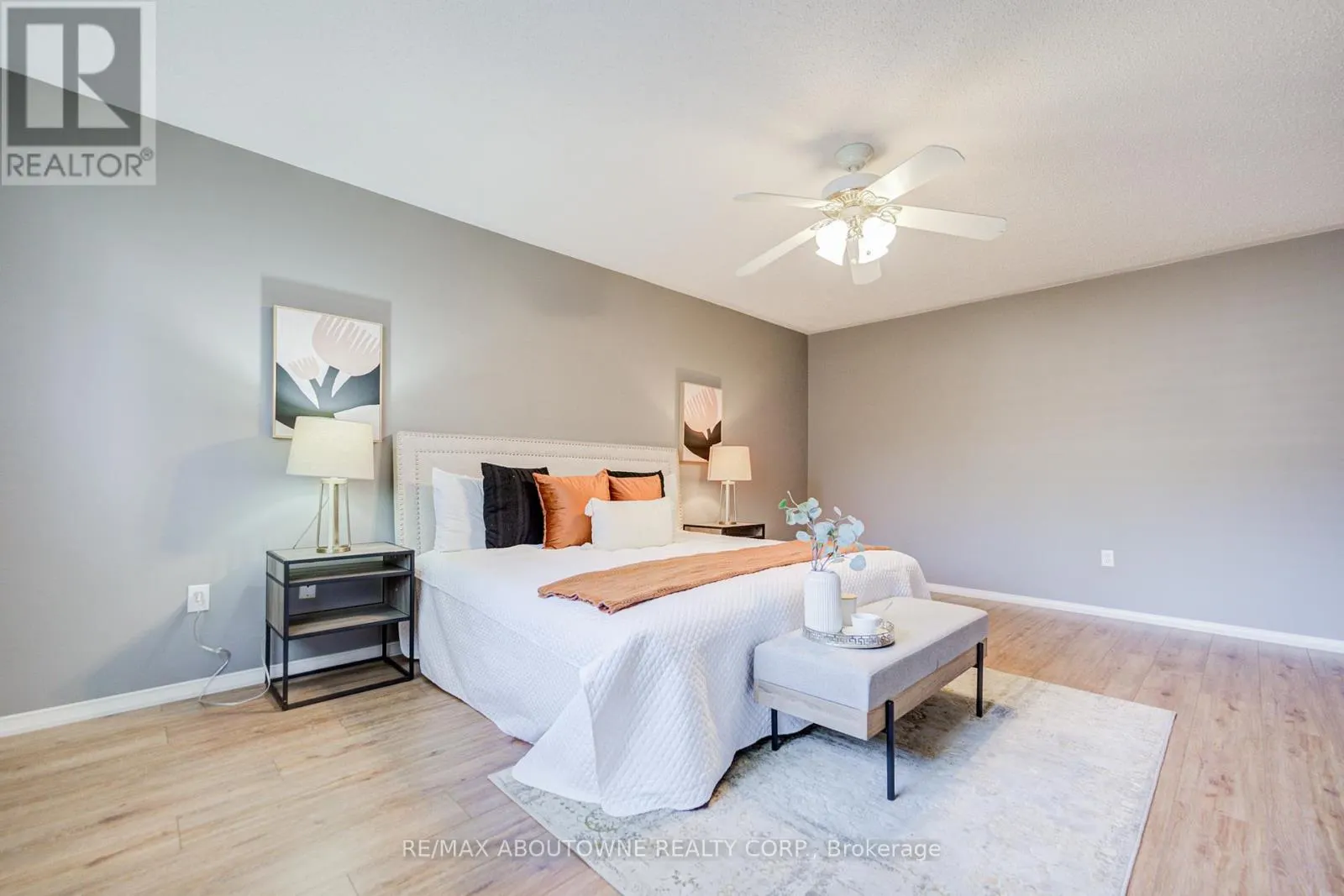 3041 CAULFIELD CRESCENT